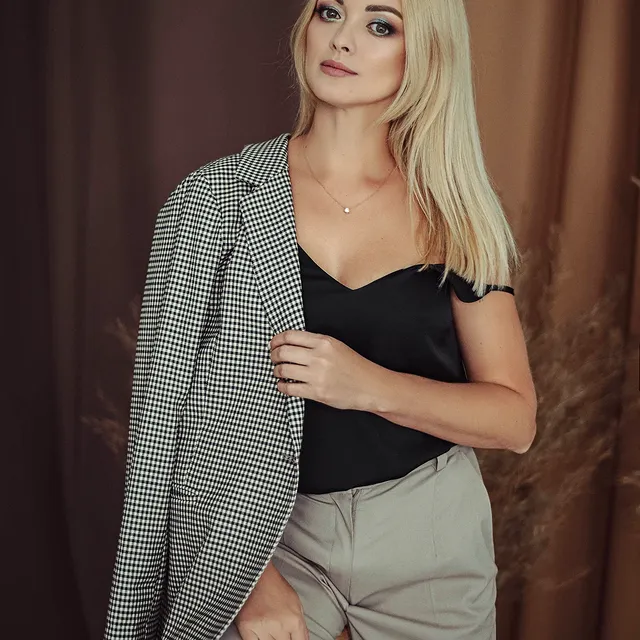 Iulia Tretiakova, Inhaberin von Nailbloom